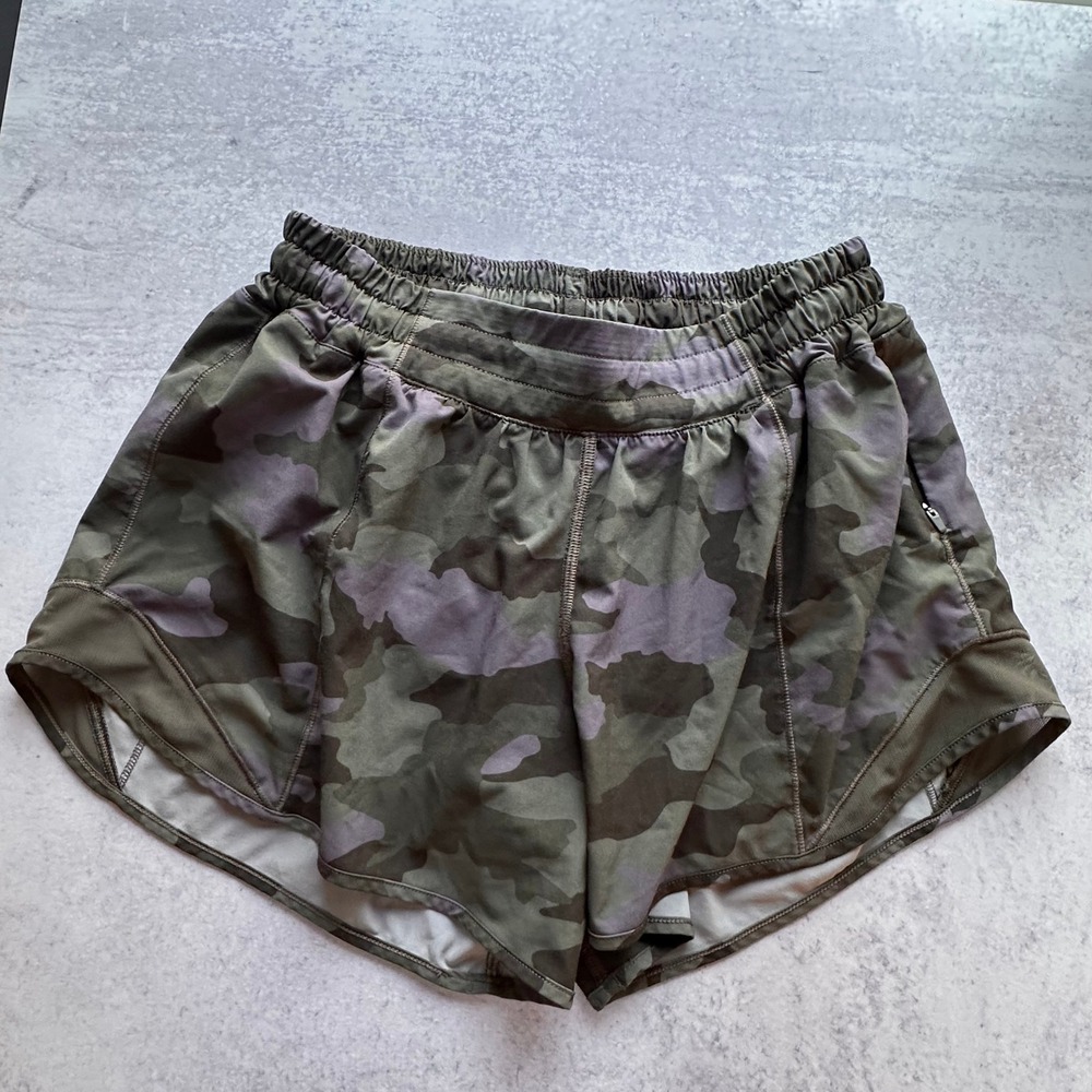 Lululemon Camo Green Purple Athletic Running Shorts Lined Women's Size 6 Tall